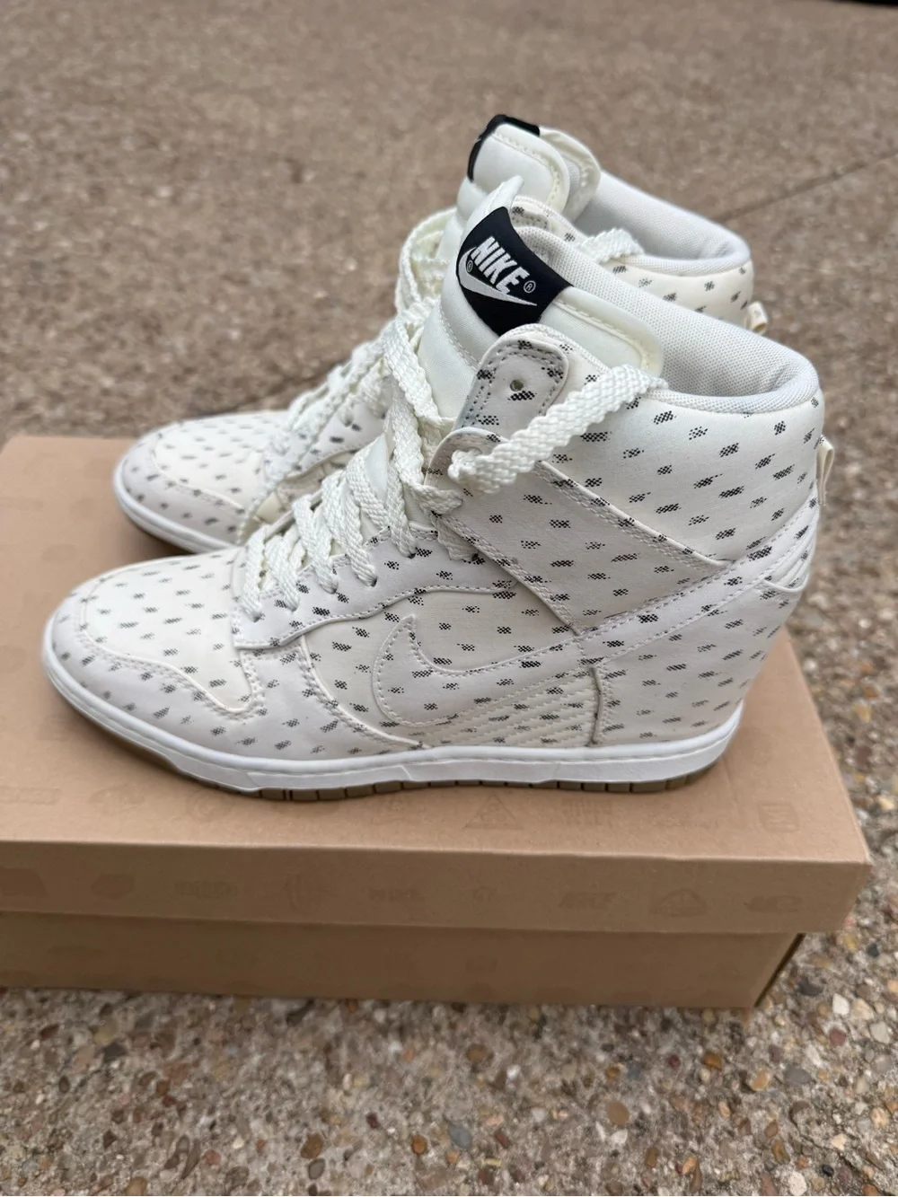 Nike White High-Top Heel Sneakers with Black Logo Accent - Picture 4 of 4
